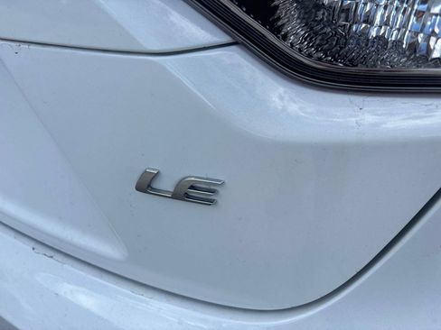 Used 2025 Toyota Corolla LE FWD image 4