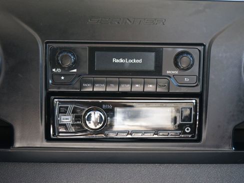 Used 2019 Mercedes-Benz Sprinter 144 image 10