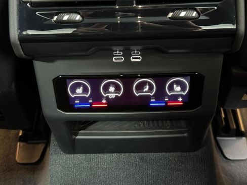 New 2026 BMW 550e xDrive image 12