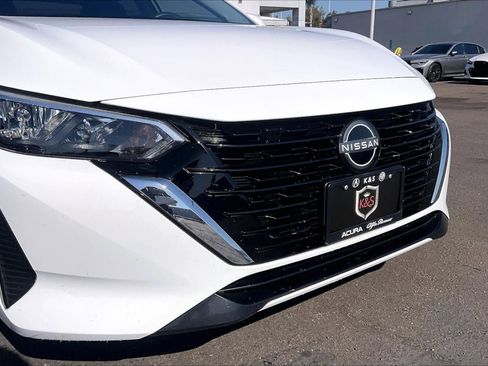 Used 2025 Nissan Sentra S FWD image 5