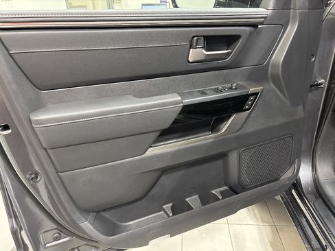 New 2026 Toyota Tundra Limited AWD/4WD image 8