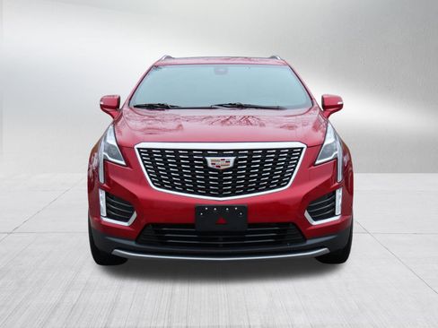 Used 2022 Cadillac XT5 Premium Luxury w/ Technology Package image 2