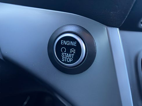 Certified 2019 Ford Escape SE image 19