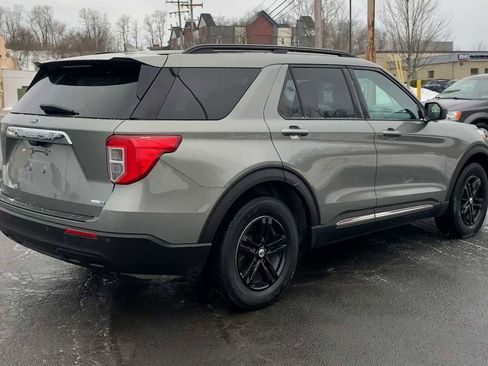 Used 2020 Ford Explorer XLT image 8
