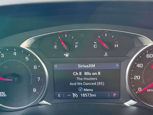 Used 2025 Chevrolet Blazer LT FWD image 17