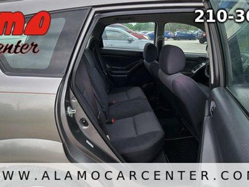 Used 2005 Pontiac Vibe w/ Power Group Value Package image 18