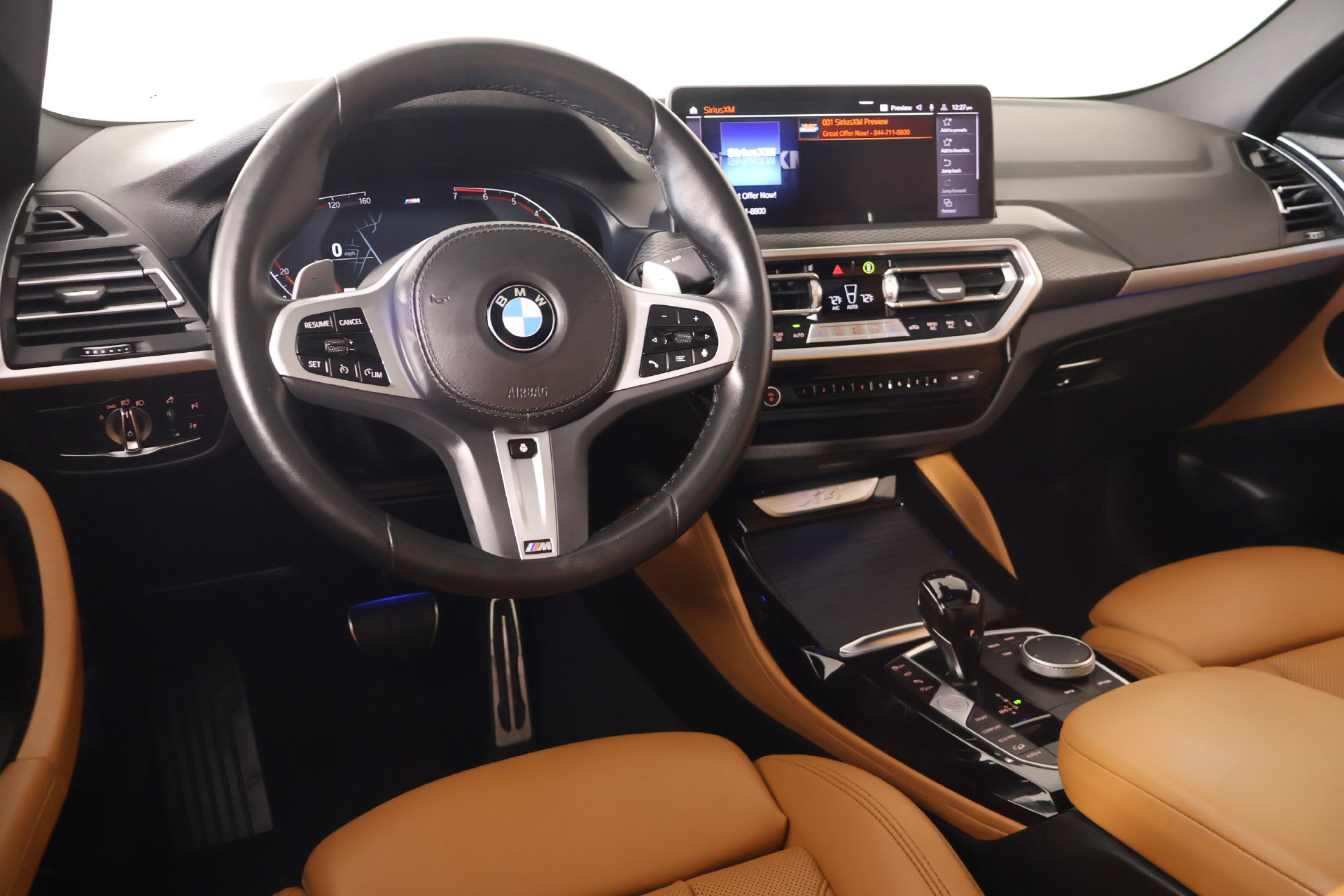 Used 2024 BMW X4 xDrive30i w/ Premium Package AWD/4WD image 2