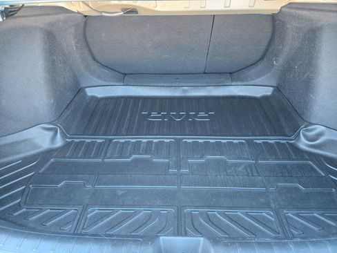 Used 2022 Honda Civic Touring image 29