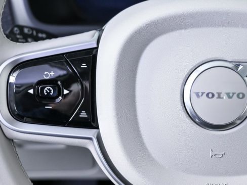 New 2026 Volvo XC90 B6 Ultra w/ Protection Package AWD/4WD image 10