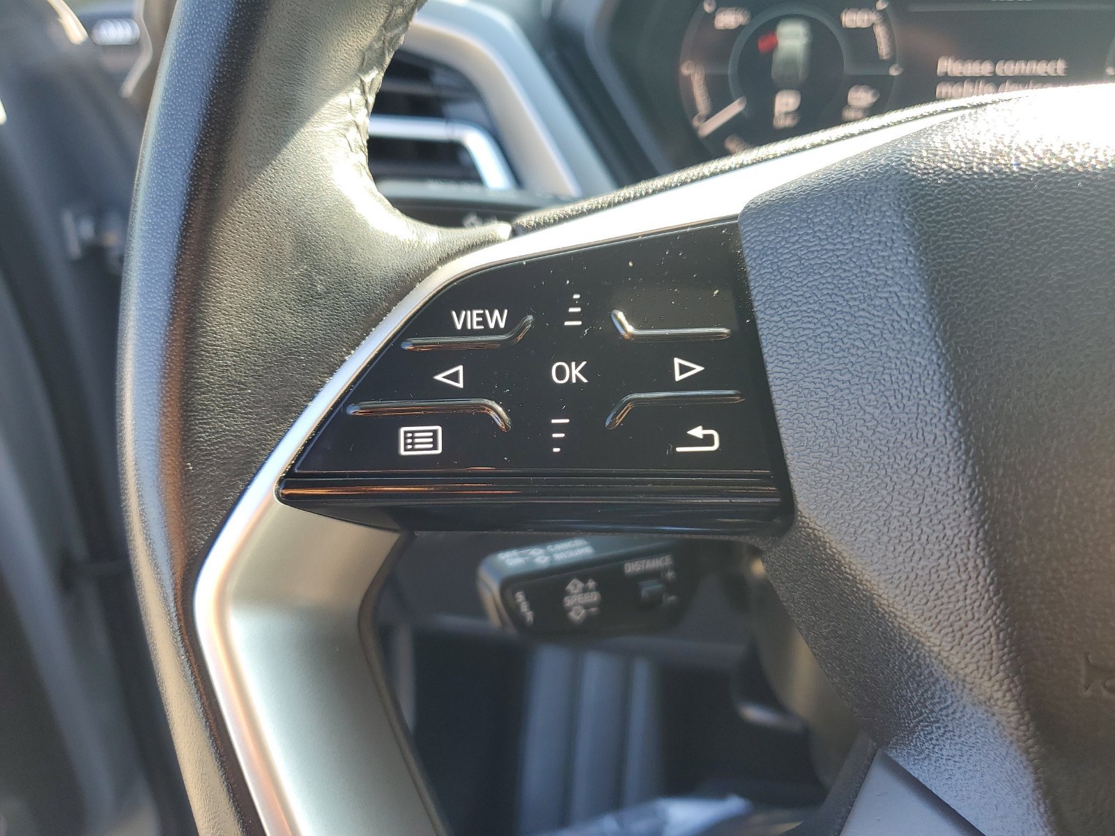 Used 2024 Audi Q4 e-tron Premium Plus AWD/4WD image 29