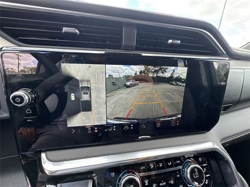 New 2025 GMC Sierra 2500 Denali w/ Denali Reserve Package image 17