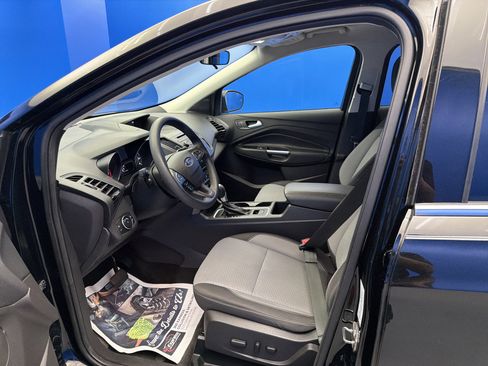 Used 2017 Ford Escape SE image 13