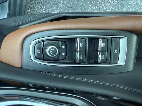 Used 2021 Subaru Outback Touring XT image 13