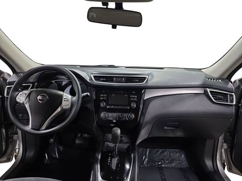 Used 2016 Nissan Rogue S image 9