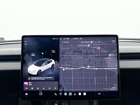 Used 2025 Tesla Model 3 Long Range RWD image 4
