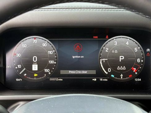 New 2026 Land Rover Defender 110 X-Dynamic SE AWD/4WD image 29