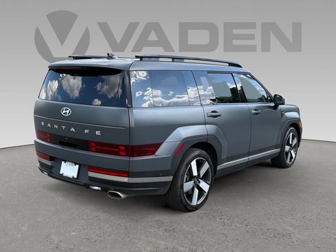 Used 2024 Hyundai Santa Fe Limited image 23
