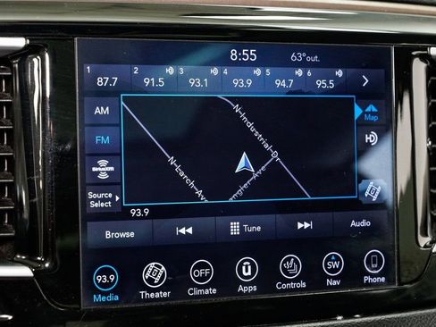 Used 2019 Chrysler Pacifica Touring-L Plus w/ Advanced Safetytec Group image 16