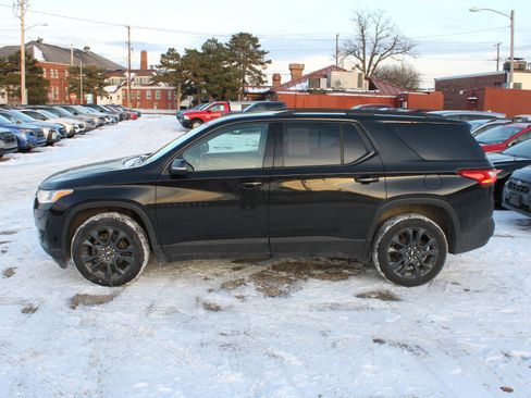 Used 2021 Chevrolet Traverse RS image 5
