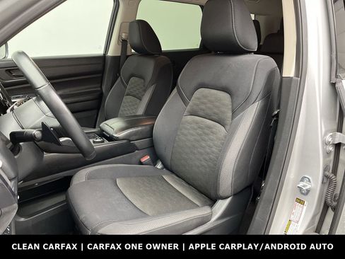 Used 2024 Nissan Pathfinder SV image 8