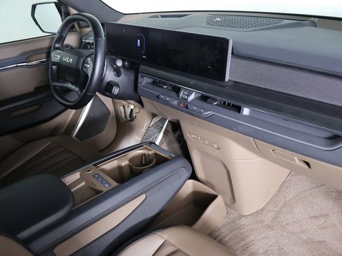 Used 2024 Kia EV9 GT-Line image 29