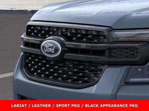 New 2025 Ford Ranger Lariat w/ Black Appearance Package image 17