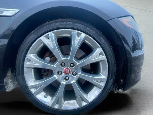 Used 2019 Jaguar XJ L Portfolio AWD/4WD image 17