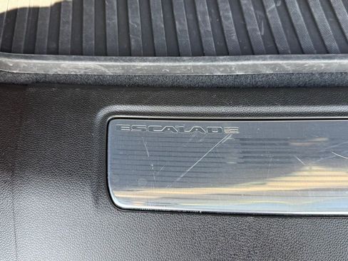 Used 2025 Cadillac Escalade Sport Platinum w/ LPO, ONYX Package AWD/4WD image 45