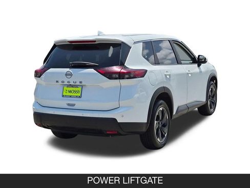 Used 2025 Nissan Rogue SV FWD image 9