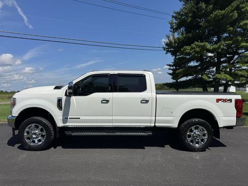 Used 2020 Ford F350 Lariat w/ Lariat Ultimate Package AWD/4WD image 3