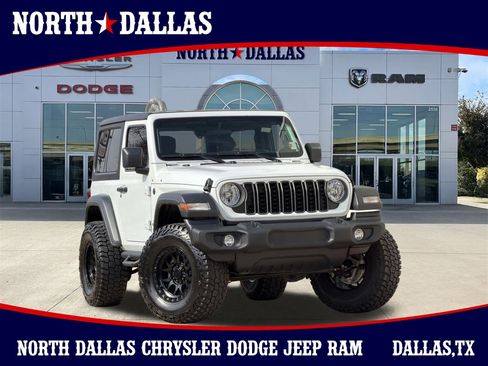 Used 2025 Jeep Wrangler Sport image 1