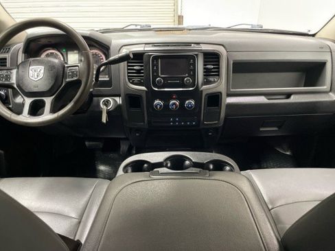 Used 2018 RAM 3500 Tradesman image 18