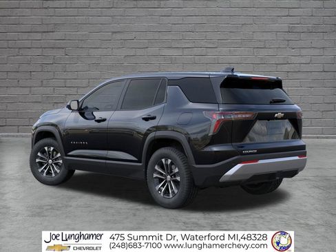 New 2027 Chevrolet Equinox LT FWD image 3