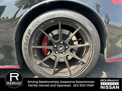New 2024 Nissan Z Performance w/ Floor Mat Package RWD image 6