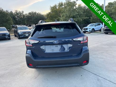 Used 2025 Subaru Outback Onyx Edition AWD/4WD image 6