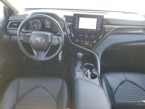 Certified 2021 Toyota Camry SE image 9