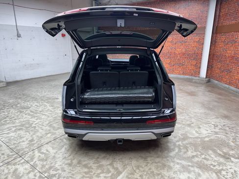 Used 2025 Audi Q7 3.0T Prestige AWD/4WD image 27