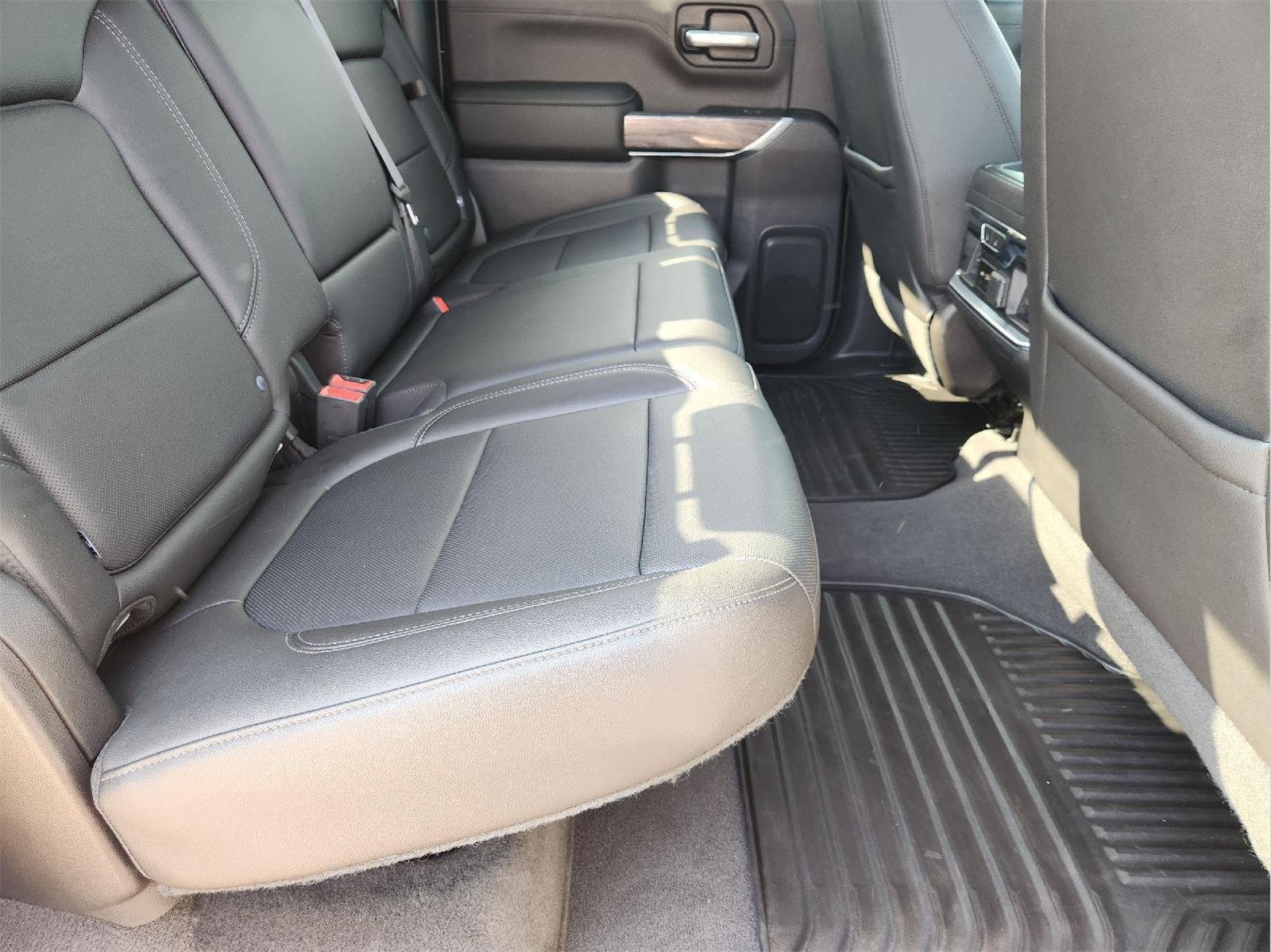 Certified 2019 Chevrolet Silverado 1500 LTZ w/ LTZ Texas Edition RWD image 31
