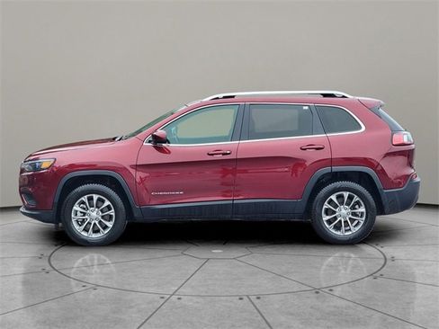 Certified 2021 Jeep Cherokee Latitude Lux w/ Sun & Sound Group image 9