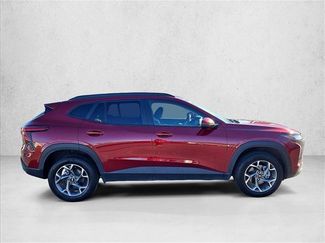 Used 2025 Chevrolet Trax LT FWD video 4