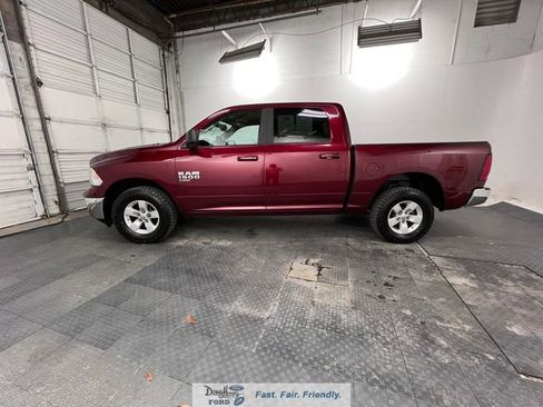 Used 2021 RAM 1500 Classic SLT image 4