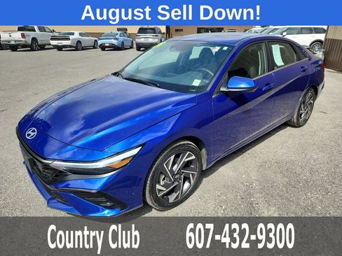 Certified 2024 Hyundai Elantra SEL w/ Convenience Package FWD image 4