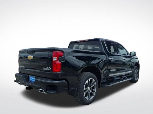 New 2026 Chevrolet Silverado 1500 High Country w/ Technology Package RWD image 3