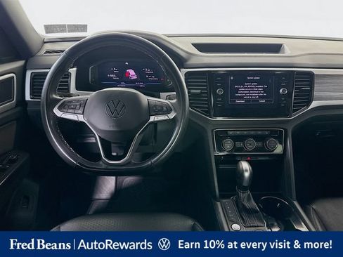 Used 2023 Volkswagen Atlas Cross Sport SE w/ Black Wheel Package AWD/4WD image 27