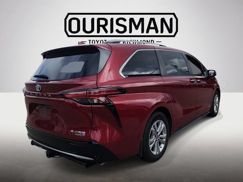 Certified 2021 Toyota Sienna Platinum AWD/4WD image 7