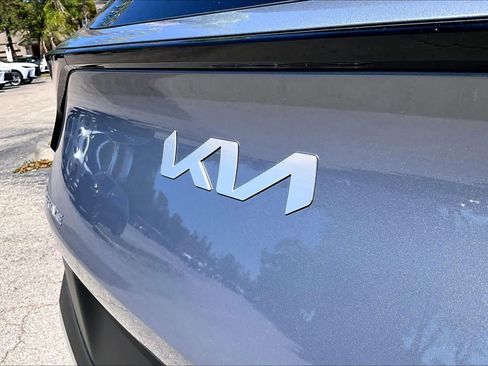 Used 2025 Kia Sportage EX w/ Premium Package image 31