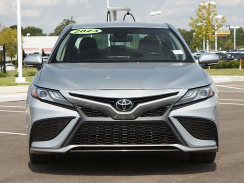 Used 2023 Toyota Camry XSE image 23