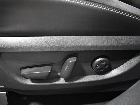 Used 2023 INFINITI QX50 Sport image 18