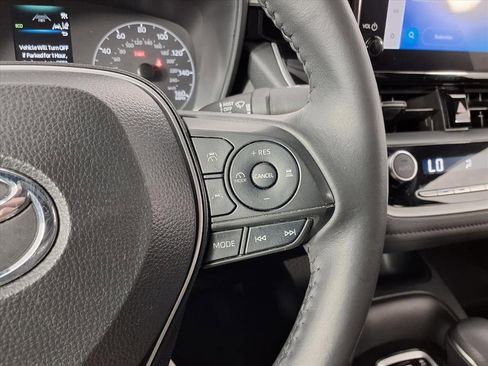 Used 2024 Toyota Corolla SE image 15