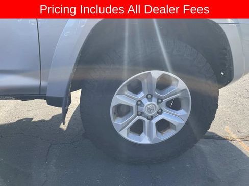 Used 2014 Toyota 4Runner SR5 AWD/4WD image 9